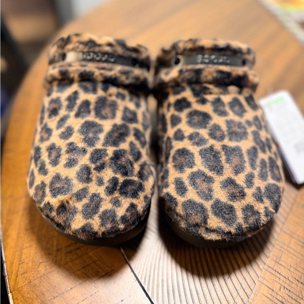 Crocs Classic Unfurgettable Clog Leopard print